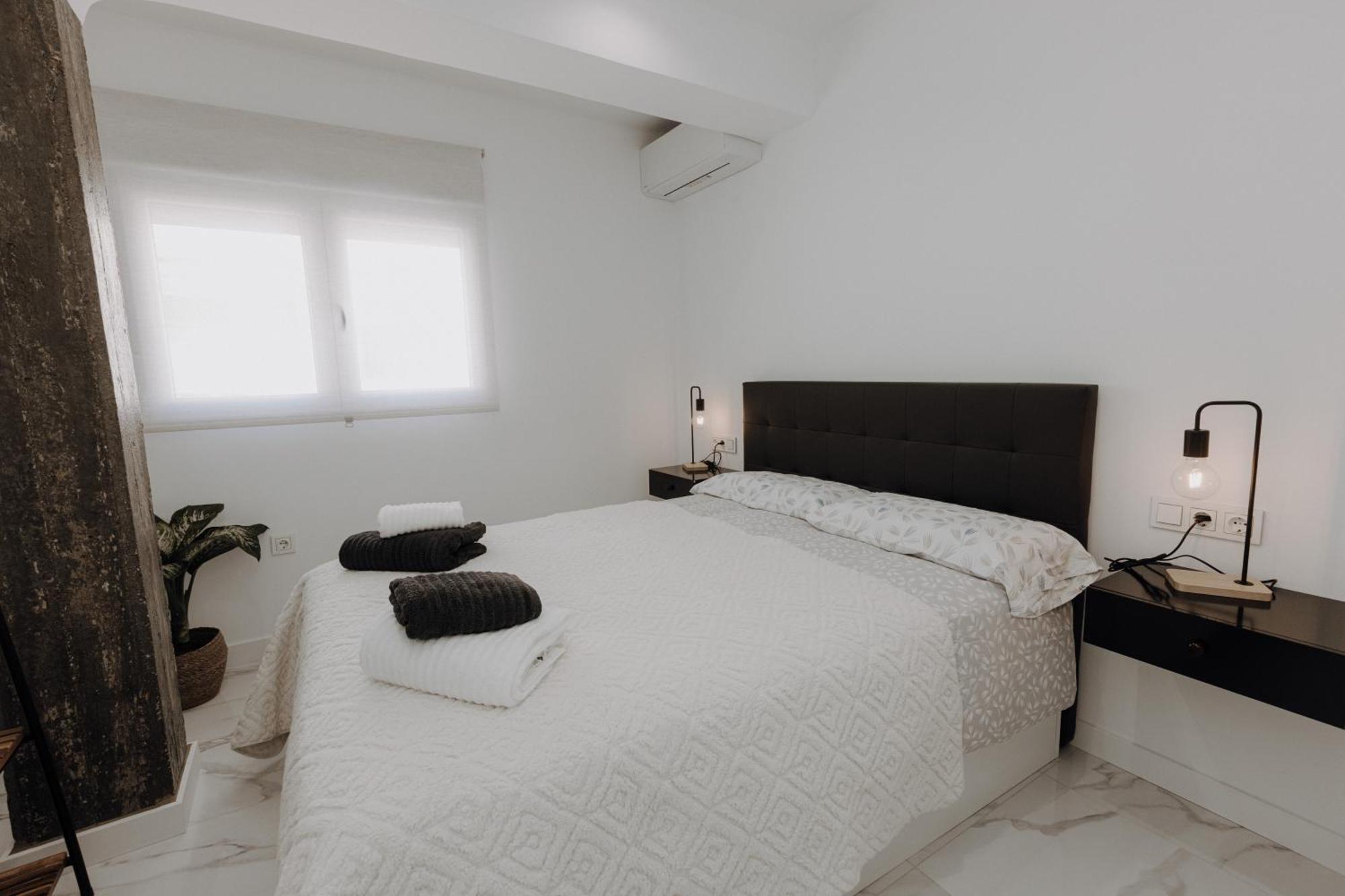 Escapada Suite De Мурсия Экстерьер фото