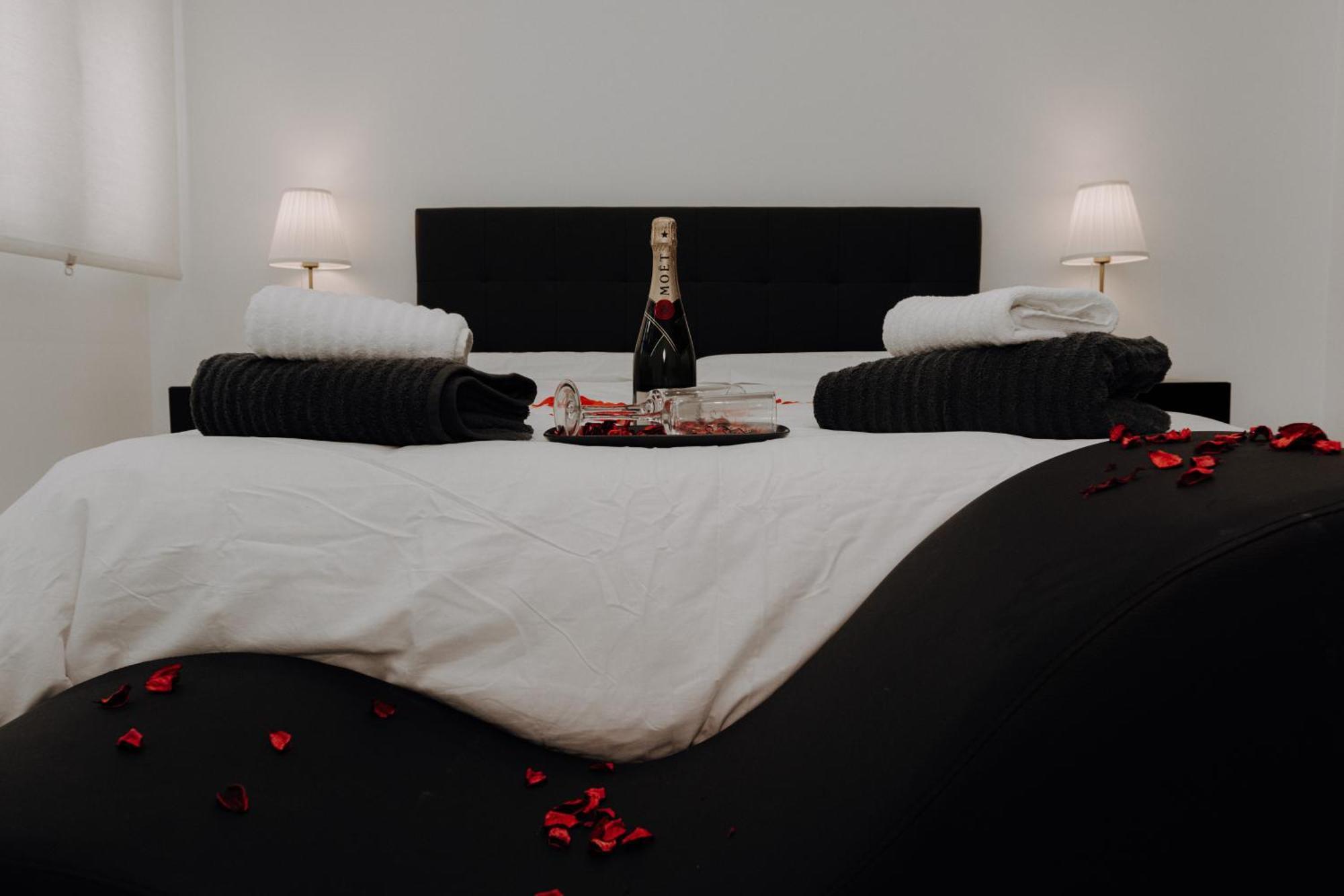 Escapada Suite De Мурсия Экстерьер фото